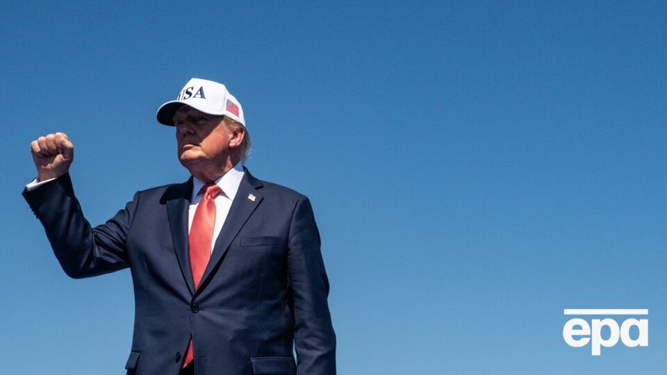 Трамп заявив, що Зеленський має перестати бити по дизельному пальному в Росії