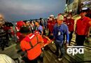 В Индонезии перевернулось судно с сотнями пассажиров на борту, есть погибшие и много пропавших без вести. Фото