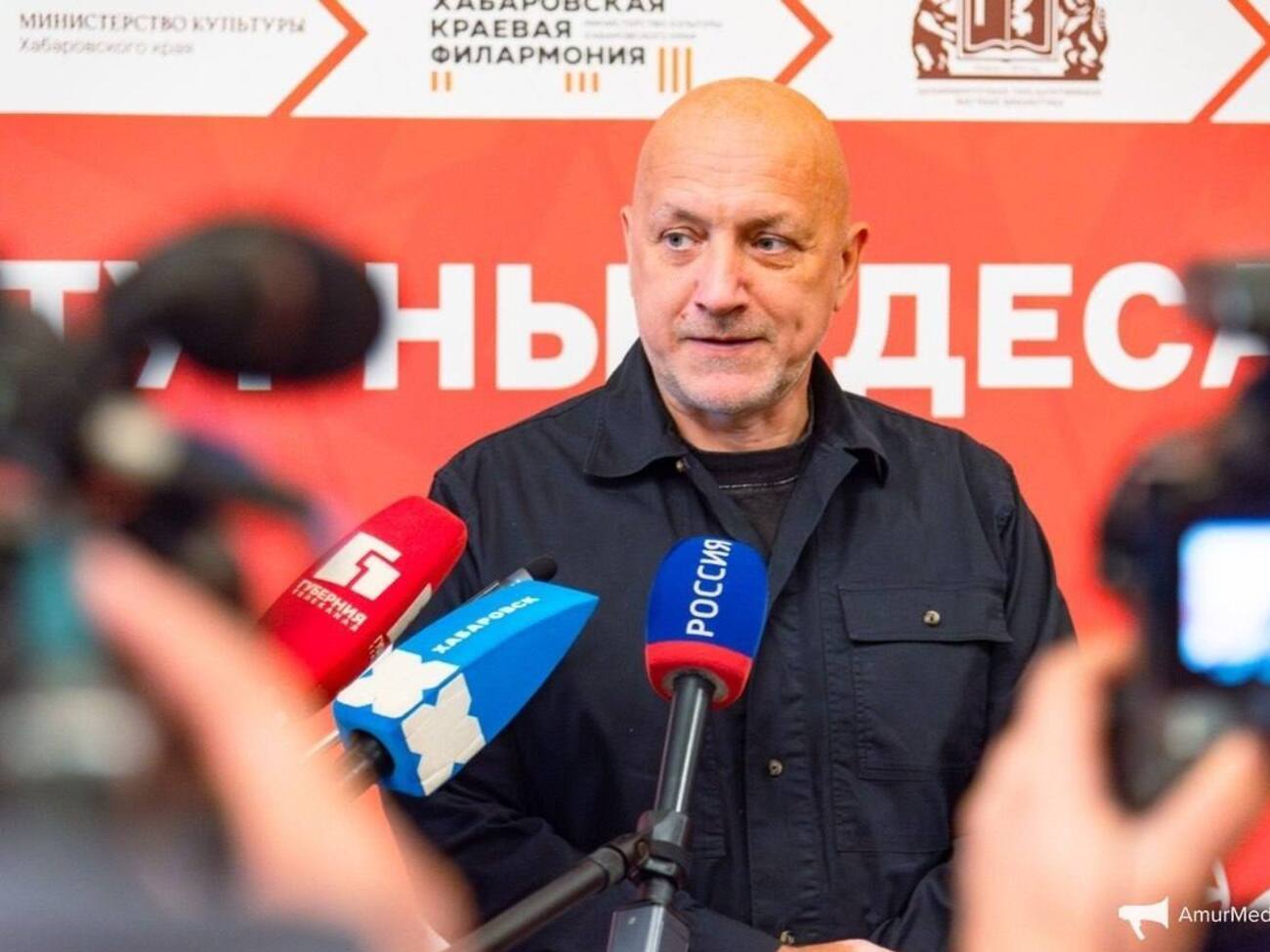 Идеолог "русского мира" Прилепин заявил, что в РФ кончаются мужики. Кем предложил закрыть недостачу