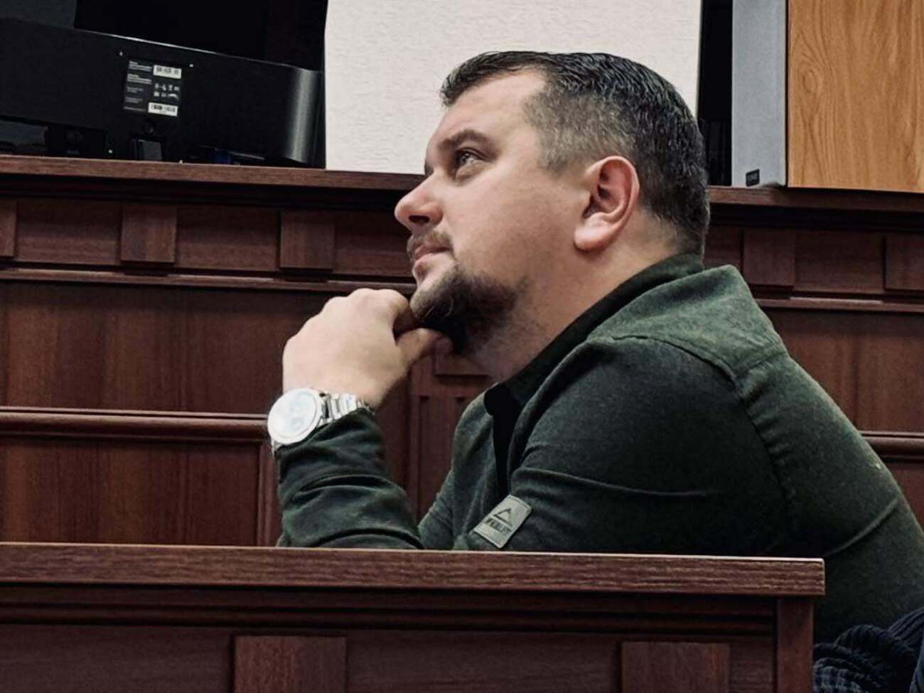 Адвокат родини загиблої у ДТП за участю детектива НАБУ звернувся до Зеленського через закриття справи