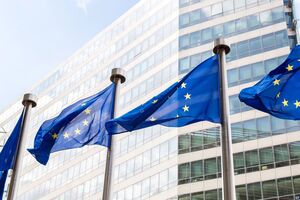 ЄС продовжив санкції проти РФ лише на тиждень, а не на пів року. Чому?