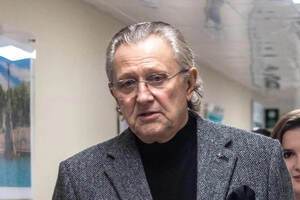 ЗМІ написав про візити Трабера на ялинку до Путіна і що арешт бізнесмена мав якусь мету