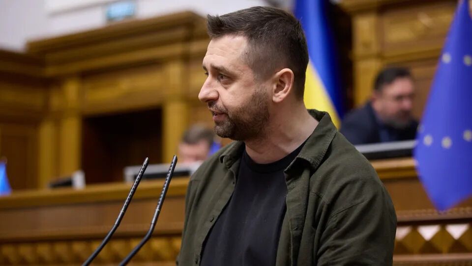 Арахамія заявив, що хоче "поговорити з кожним з оточення Путіна"