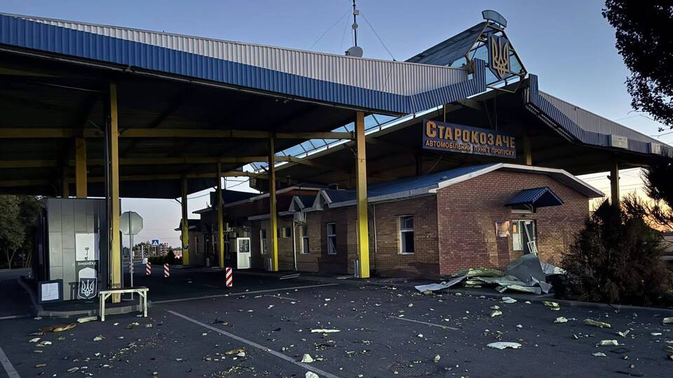 Під час тривог пункти пропуску на кордоні не працюватимуть. Як це вплине на черги