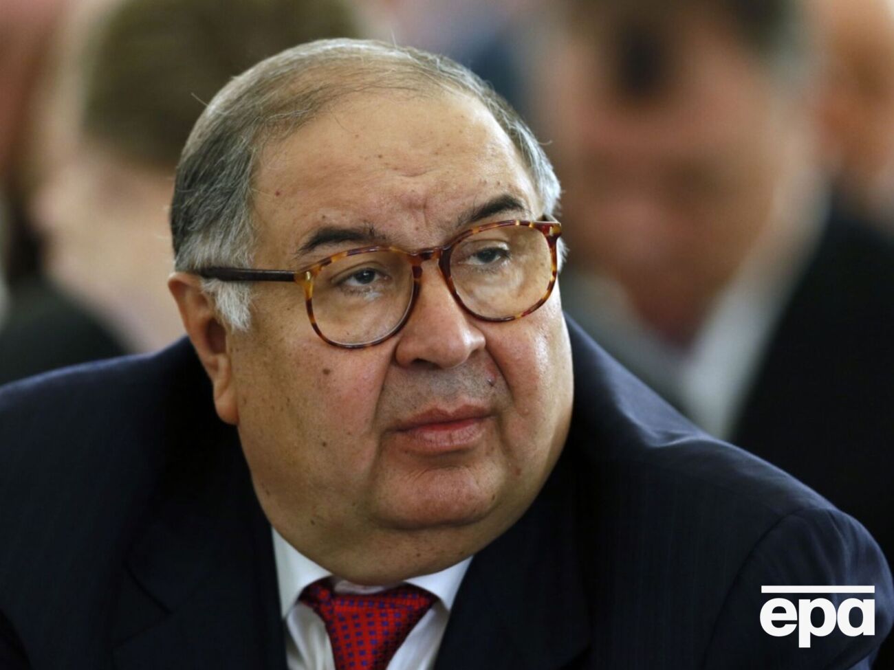 "Приголомшливо". FT назвала причину, чому Франція домагається зняти санкції ЄС з путінського олігарха Усманова