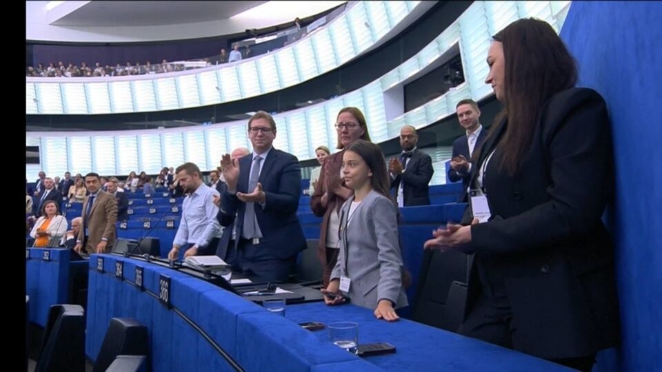 Урсула фон дер Ляйен рассказала Европарламенту историю Александры Паскаль и ее "Танца свободы"