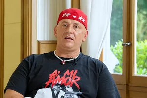 У Раді голосували за позбавлення Потапа звання заслуженого артиста України. Рішення освистали