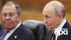 Лавров з коханкою відпочивають на курортах разом з родиною Путіна – розслідування