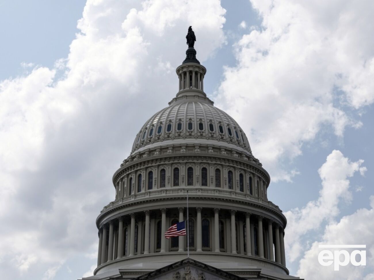 Палата представителей США приняла проект об "адских санкциях" для РФ. Он попадет на стол Трампа