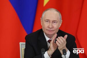 Путин неуклюже проголосовал онлайн на выборах в Госдуму, но российские пропагандисты это оценили. Видео