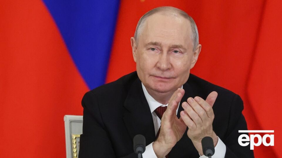 Путін незграбно онлайн проголосував на виборах до Держдуми, але російські пропагандисти оцінили. Відео