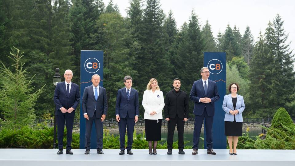 В Україні вперше стартував саміт "Карпатської вісімки". Про що мова і чому виник скандал в Раді