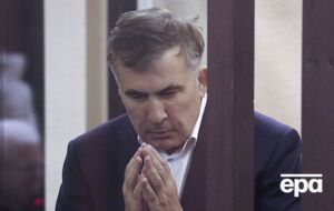 Саакашвілі в суді заспівав гімн України. Відео