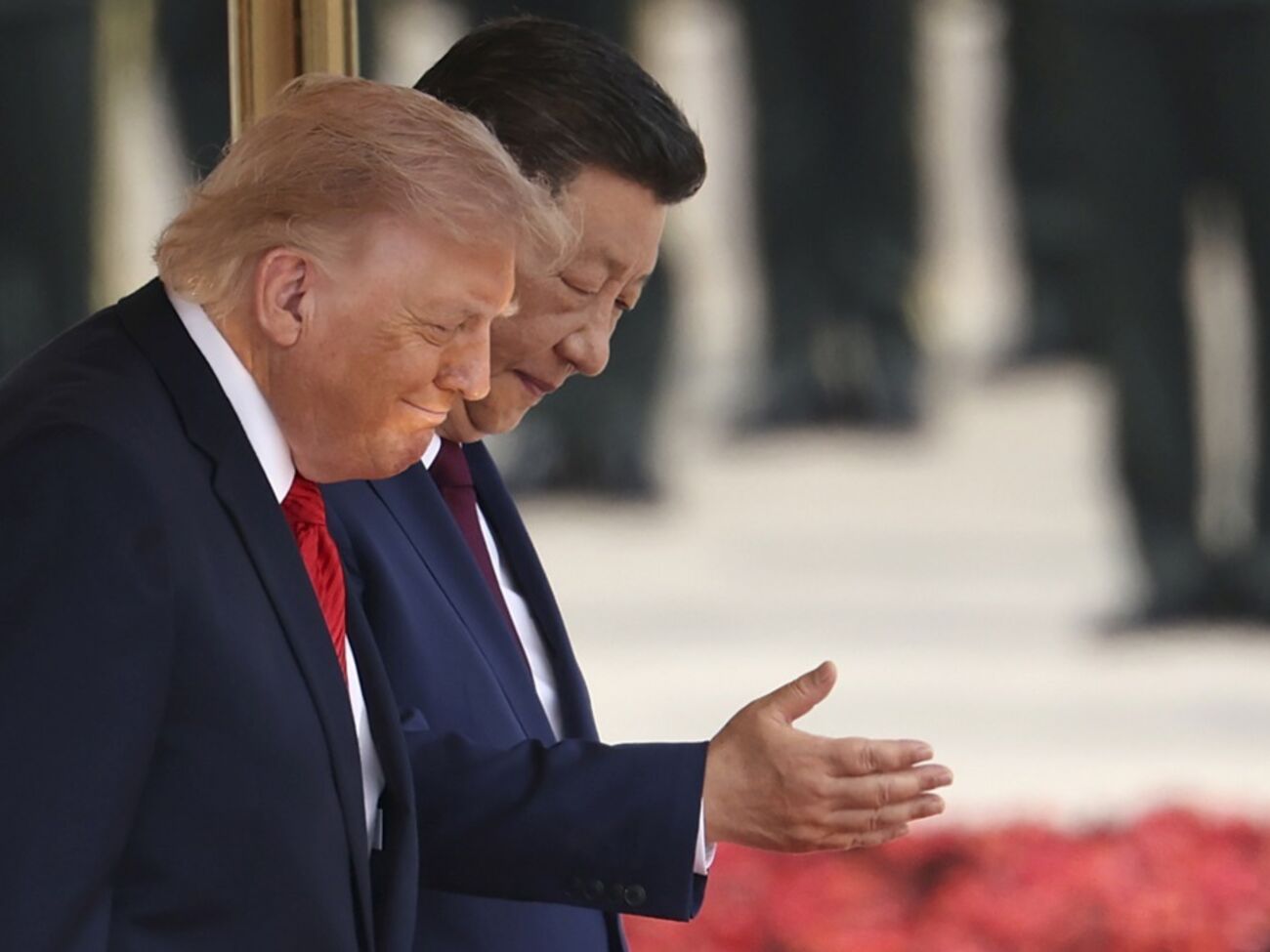 Закон про санкції проти Росії має дати Трампу додаткові важелі впливу на Сі Цзіньпіна – ЗМІ