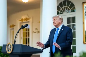 Трамп заявил о создании "сил ИИ" и ищет "царя"