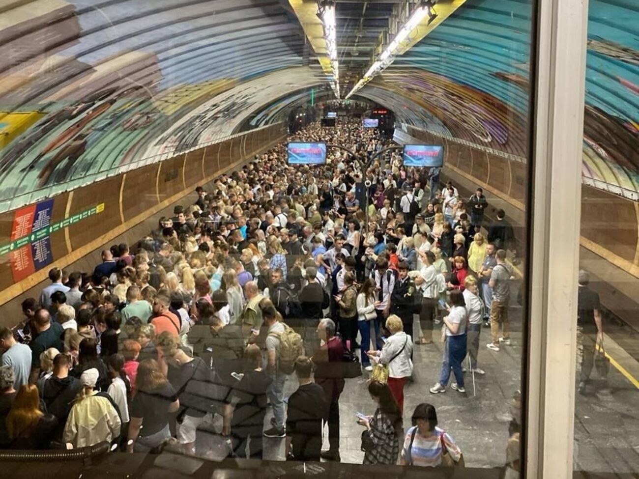 В Киеве – транспортный коллапс из-за воздушных тревог. Фото