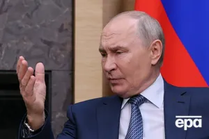 Путин никак не мог свести колени вместе и дрыгал ногами на встрече с известным политиком. Видео