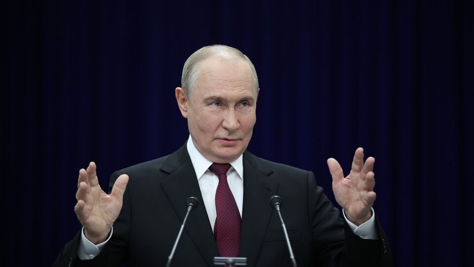 "12 км до окружной дороги", которой нет. Путин объявил об отступлении от Сум и что РФ "наращивает темп"