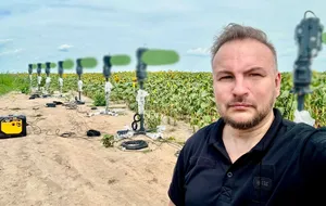 "Я буквально кричу об угрозе". Советник президента предупредил о "маленькой катастрофе" для Украины