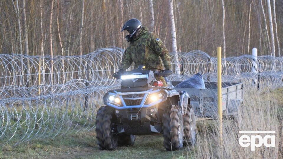 Росія різко посилила режим на кордоні з Естонією. Що відбувається