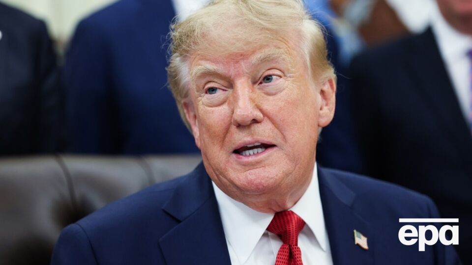 Трамп висловив "жаль", що РФ втратила контроль над нафтопереробленням через війну