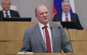 Главный коммунист РФ Зюганов вдруг раскритиковал "изнурительную войну" и намекнул, что выборы были сфальсифицированы