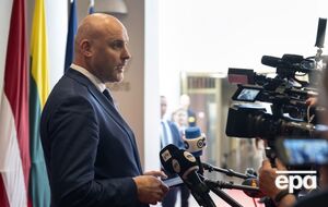 Стало відомо, яка країна заблокувала зняття санкцій проти Усманова і Фрідмана. У чому ризик