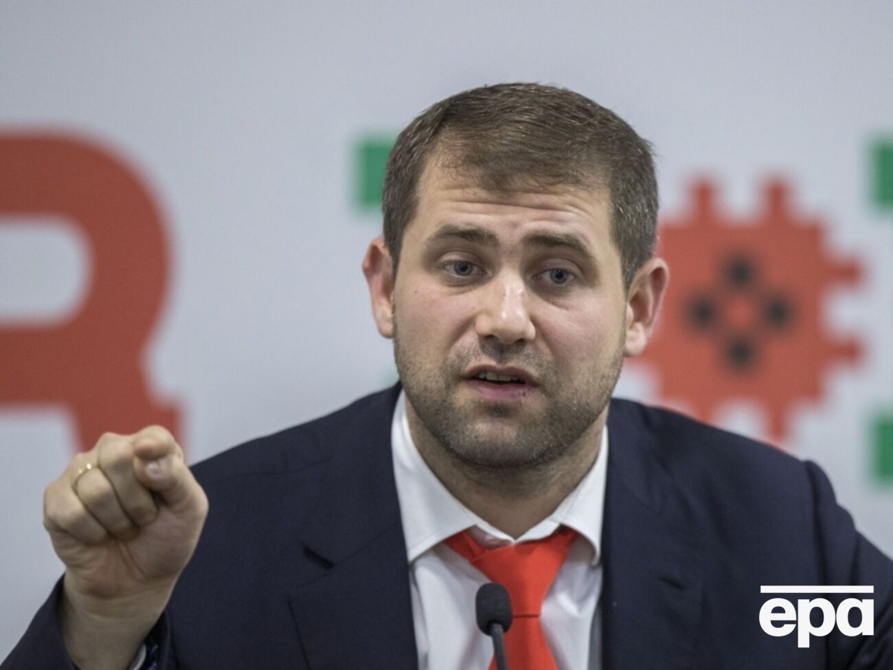 Провела майже $7 млрд в обхід санкцій. Як пов'язана із Кремлем фінансова мережа використовувала західні банки