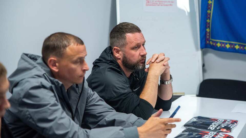 Оборонець Маріуполя провів тренінг із посттравматичного зростання для звільнених із полону