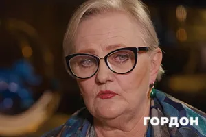 "Я дуже негарну річ скажу". Дружина Поклада розмазала зрадницю України, яка співала пісні її чоловіка