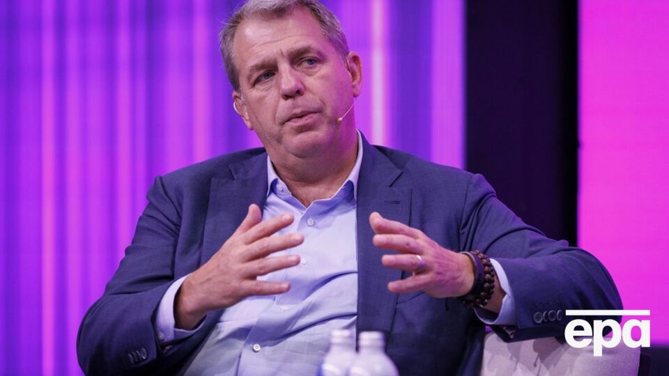 Мільярдер, повʼязаний з родиною Трампа, продав частку в "Челсі" і хоче купити активи "Лукойла" – FT