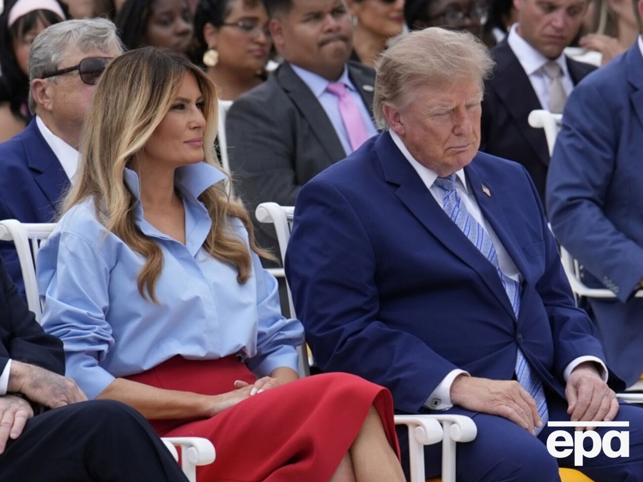 Попри заборону Трампа. Як перша леді США пішла наперекір чоловікові