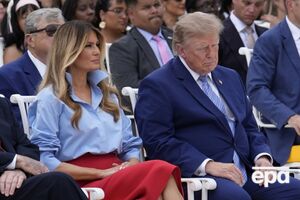 Попри заборону Трампа. Як перша леді США пішла наперекір чоловікові