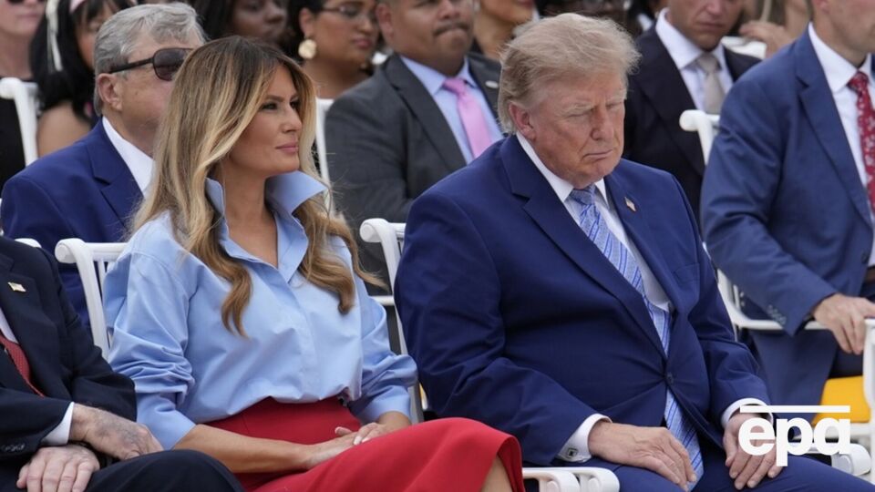 Попри заборону Трампа. Як перша леді США пішла наперекір чоловікові
