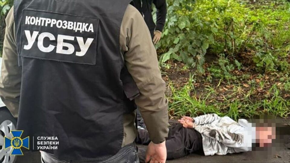 СБУ затримала кур'єра, який міг готувати теракт у центрі Рівного в годину пік. Подробиці