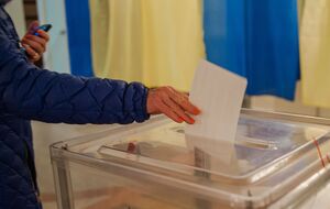 Партії Залужного, Зеленського, Порошенка й Білецького очолили парламентський рейтинг – опитування