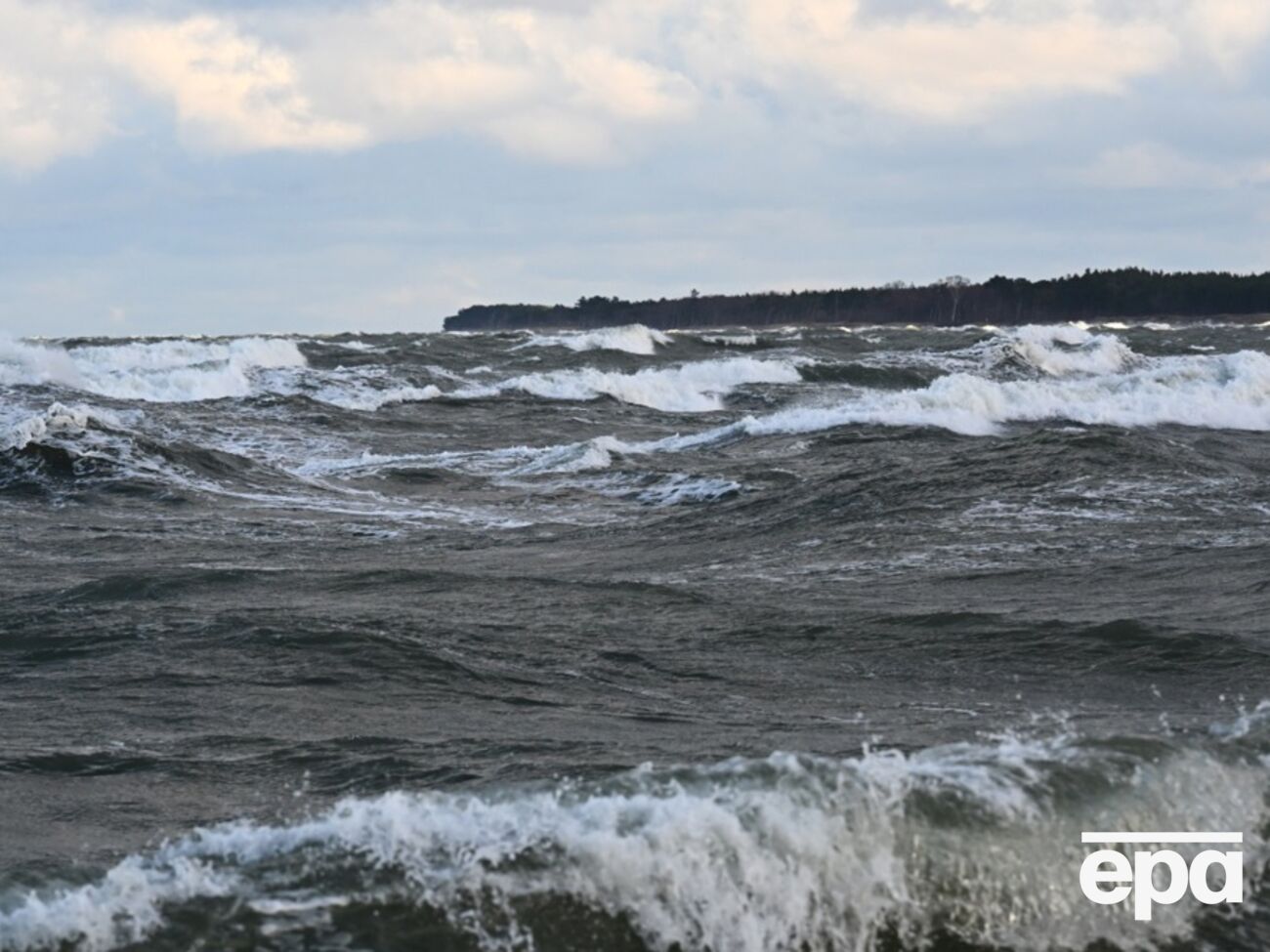 У Казахстані військових віднесло у відкрите море, більшість загинула. Що відомо