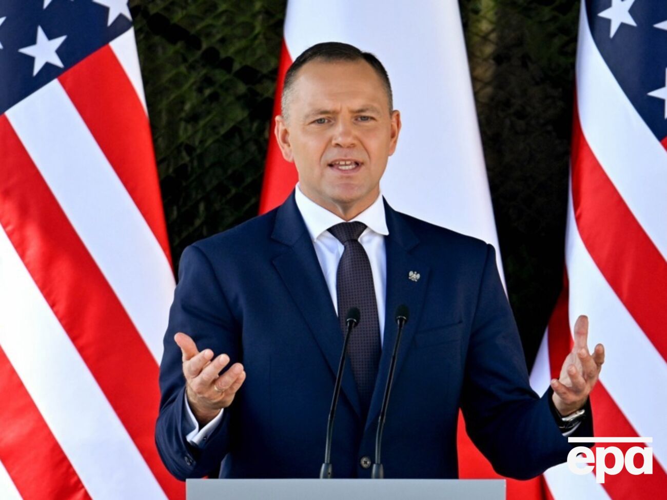 У Польщі збудують постійну військову базу США. Її назвуть "Форт Трамп"