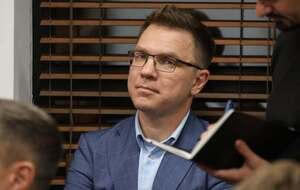 Ця мова адресована не нам. Вона потрібна людині в Брюсселі