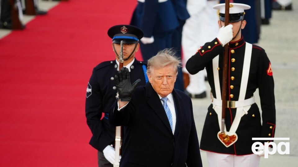 Демократи розкритикували Трампа за червону доріжку перед Сі Цзіньпіном та незапроваджені санкції Грема