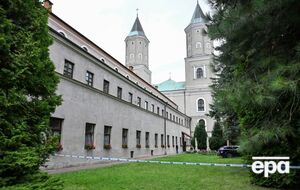 Українець, якого обвинувачують у нападі на монастир у Польщі, поранив і себе. Перед цим намагався повернутися в Україну – ЗМІ