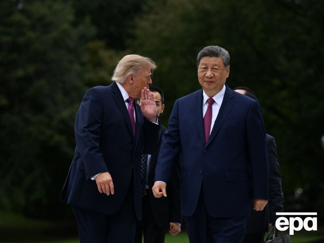 Трамп і Сі Цзіньпін "обмінялись думками" щодо "кризи" в Україні – МЗС Китаю