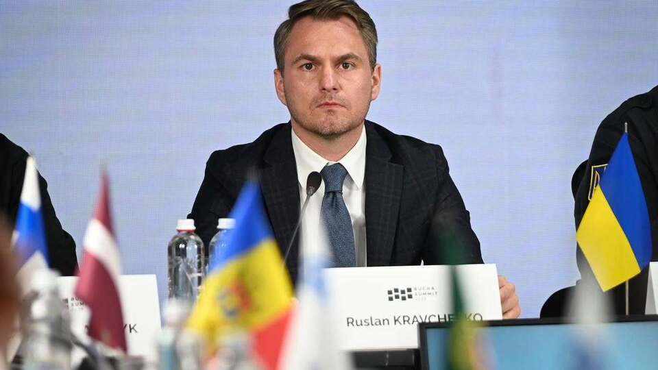 Офіс генпрокурора розслідує, як Кравченку вдалося виїхати з України