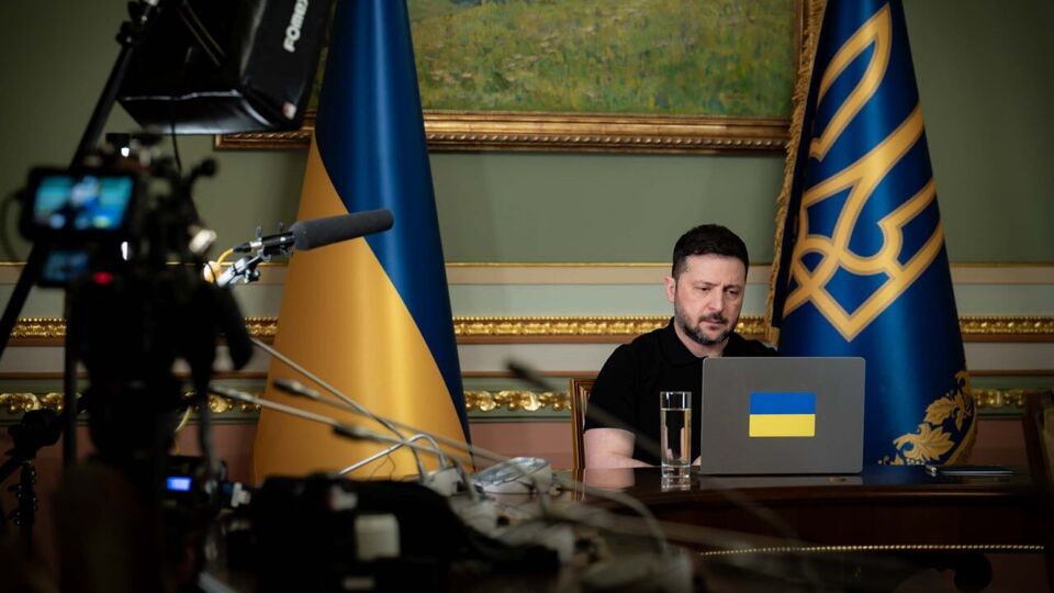 "Трамп має усі інструменти для тиску на РФ". Зеленський відповів на запитання про "пекельні санкції"