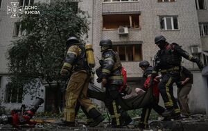 "Зверский и больной удар, лишенный военной логики". В Киеве РФ убила подростка, много пострадавших
