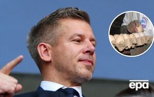 "Вибачте, що не в голову". Як Мадяра збиралися закидати яйцями. Відео