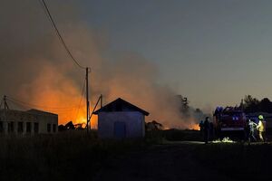 У Росії на складі піротехніки спалахнула пожежа, загинуло 14 осіб. Фото