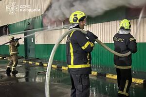 Выброс аммиака зафиксирован в районе пожара под Киевом. Существует ли угроза для населения