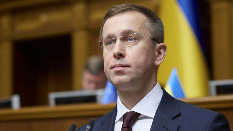 Корецький відповів на заклики виїжджати із великих міст перед зимою