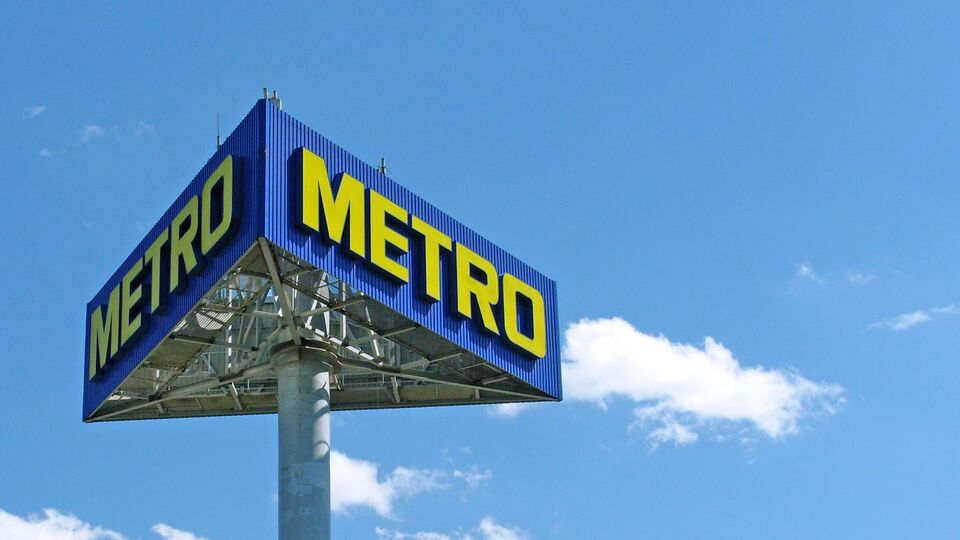 Путин забрал под контроль российские активы Metro. Что известно